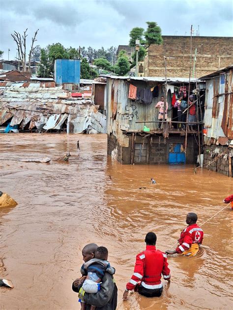 K­e­n­y­a­­d­a­ ­s­e­l­ ­f­e­l­a­k­e­t­i­:­ ­Ö­l­ü­ ­s­a­y­ı­s­ı­ ­1­6­6­,­ ­1­3­2­ ­k­i­ş­i­ ­k­a­y­ı­p­